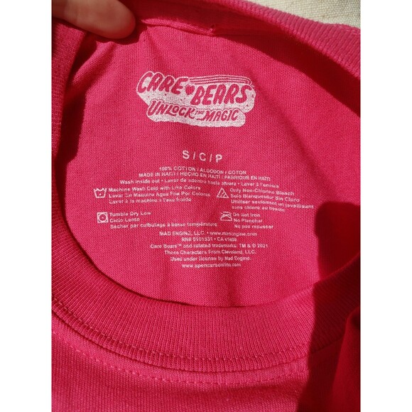 NEW CARE Bears Unlock The Magic Hot Pink T-Shirt Size Small Rainbow Heart NWTs - Picture 9 of 11